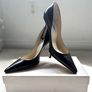 Brand new Jimmy Choo pumps size 39.